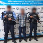 Agentes de frontera arrestan nicaragüense y decomisan mercadería valorada en más de un millón de lempiras por el delito de contrabando